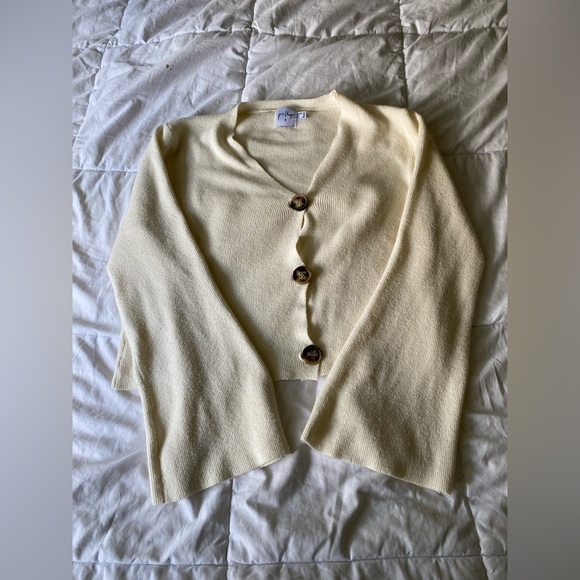 Princess Polly Tops - Princess Polly Bell sleeve cardigan